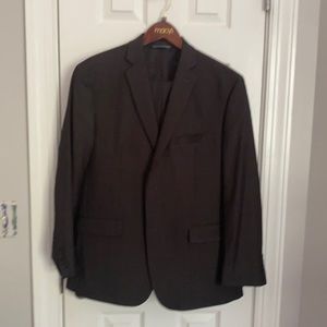 Marc New York 2 piece Gray suit 42short jacket- 35x30 pants
